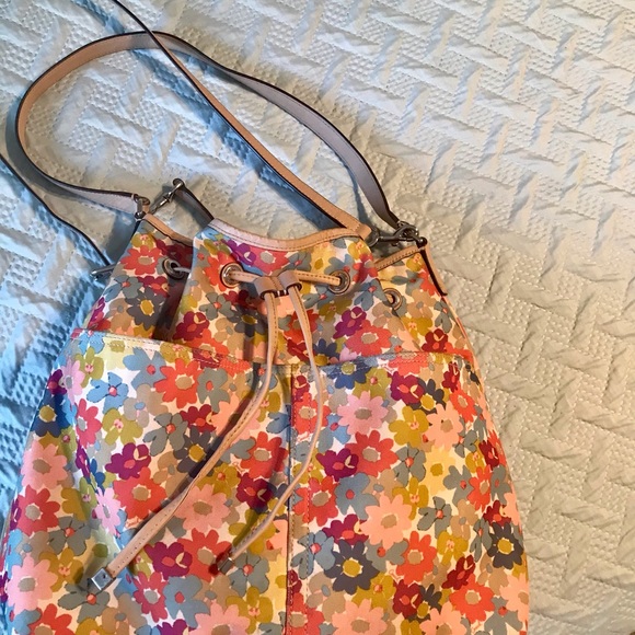 COACH floral crossbody/ shoulder bag - Picture 3 of 4